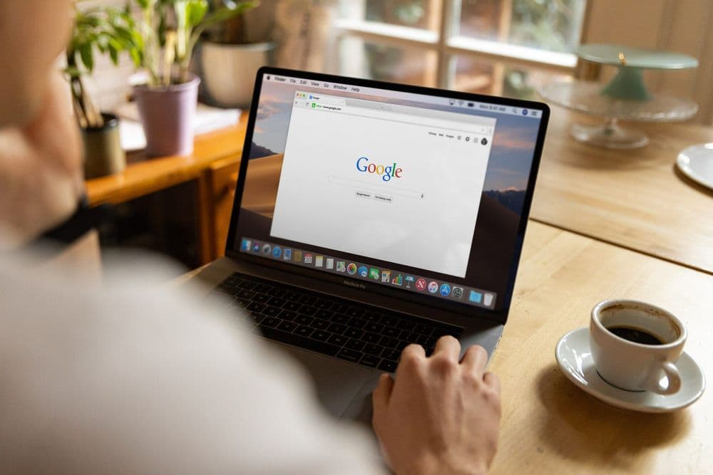 Desindexação de Links na Internet e o Direito à Privacidade Online Desindexação de Links na Internet e o Direito à Privacidade Online